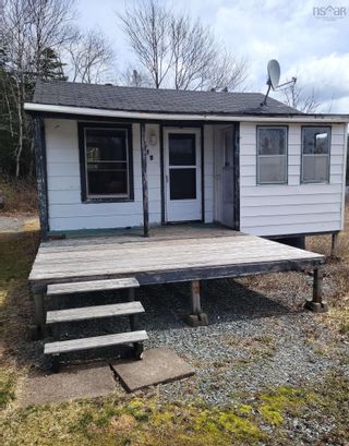 Photo 1: 1012 Mooseland Road in Third Lake: 35-Halifax County East Residential for sale (Halifax-Dartmouth)  : MLS®# 202207298