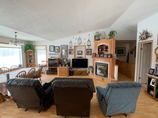 Photo 5: 15 TAZMA Crescent in Fort Nelson: Fort Nelson -Town House for sale : MLS®# R2680771