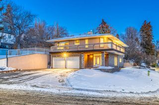 Main Photo: 1736 12 Avenue NW in Calgary: Hounsfield Heights/Briar Hill Detached for sale : MLS®# A2015643