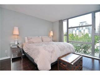 Photo 35: 411 1225 RICHARDS Street in Vancouver: Yaletown Condo for sale in "Eden" (Vancouver West)  : MLS®# V1052342