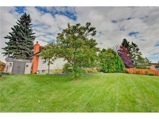 Photo 13: 545 RUNDLEVILLE Place NE in Calgary: Rundle House for sale : MLS®# C4079787