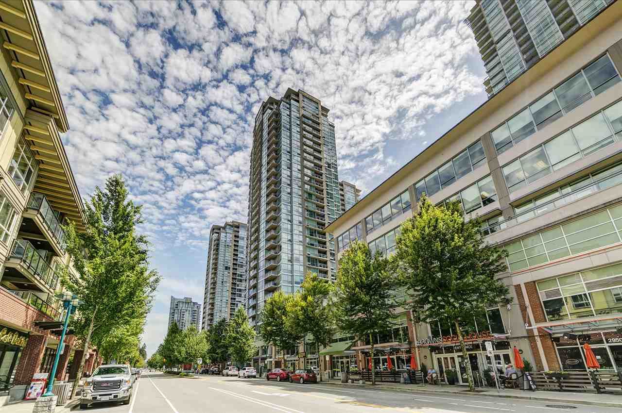 Main Photo: 2207 2968 GLEN Drive in Coquitlam: North Coquitlam Condo for sale in "Grand Central 2 by Intergulf" : MLS®# R2539858