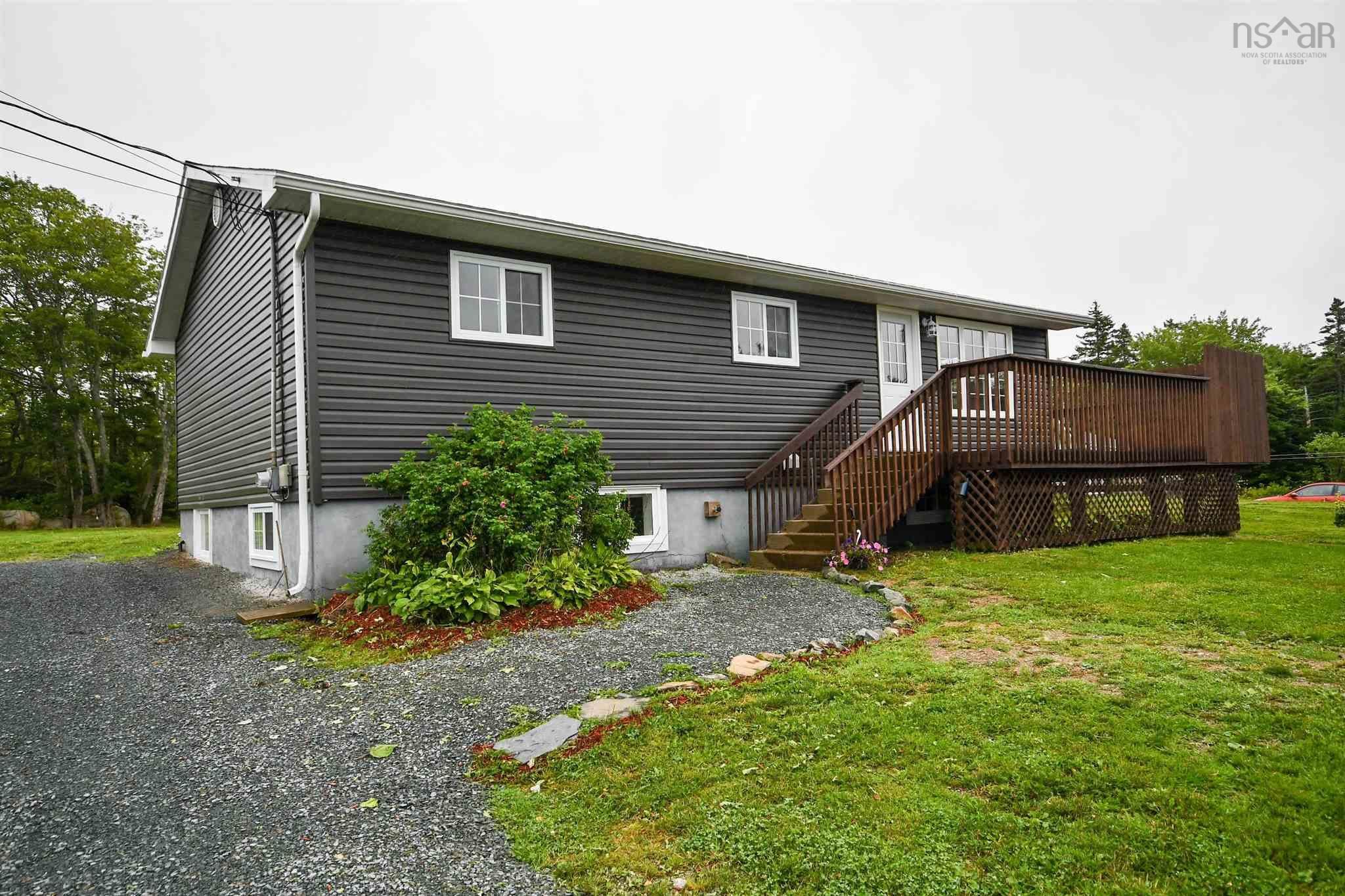 Photo 1: Photos: 8 Club Road in Hatchet Lake: 40-Timberlea, Prospect, St. Margaret`S Bay Residential for sale (Halifax-Dartmouth)  : MLS®# 202121836