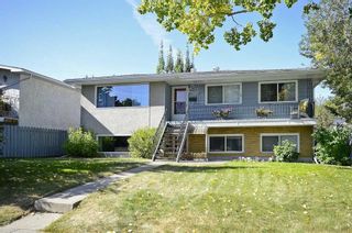 Main Photo: 2829 40 Street SW in Calgary: Glenbrook Detached for sale : MLS®# A2127203