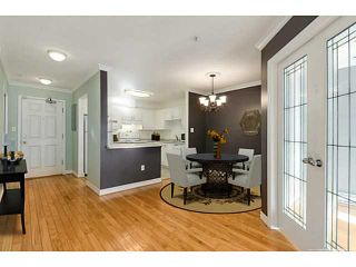 Photo 2: 209 1128 SIXTH Avenue in New Westminster: Uptown NW Condo for sale in "KINGSGATE" : MLS®# V1108223