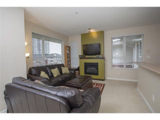 Photo 4: 413 4723 DAWSON Street in Burnaby: Brentwood Park Condo for sale in "COLLAGE" (Burnaby North)  : MLS®# V1102297