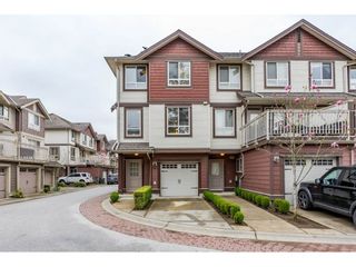 Photo 1: 34 19560 68 Avenue in Surrey: Clayton Townhouse for sale in "SOLANA" (Cloverdale)  : MLS®# R2357431