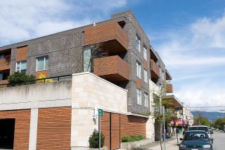 Photo 29: 301 2525 BLENHEIM Street in Vancouver: Kitsilano Condo for sale in "THE MACK" (Vancouver West)  : MLS®# R2684201