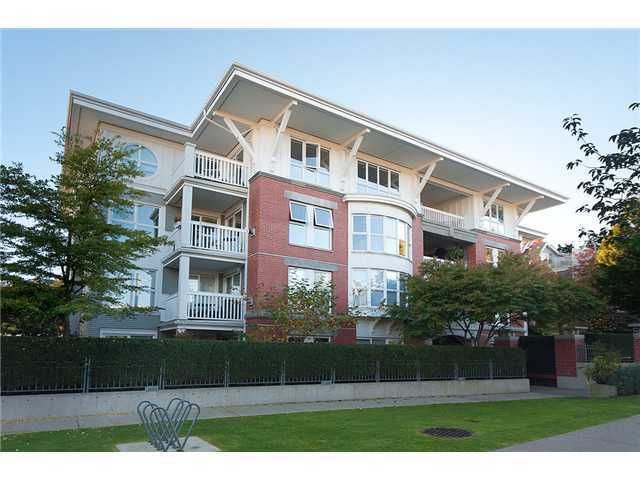 Main Photo: # 304 1858 W 5TH AV in Vancouver: Kitsilano Condo for sale in "Greenwich" (Vancouver West)  : MLS®# V960390
