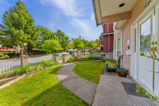 Photo 4: 1020 E 38TH Avenue in Vancouver: Fraser VE House for sale (Vancouver East)  : MLS®# R2883713
