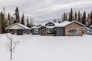 Photo 1: 9355 SUMMERSET Place in Prince George: Nechako Ridge House for sale (PG City North (Zone 73))  : MLS®# R2645180