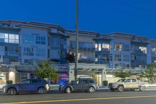 Photo 1: 407 122 E 3RD Street in North Vancouver: Lower Lonsdale Condo for sale : MLS®# R2498536