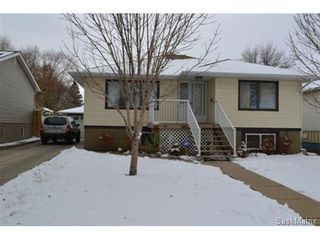 Photo 2: 311 P AVENUE N in Saskatoon: Mount Royal Single Family Dwelling for sale (Saskatoon Area 04)  : MLS®# 446906