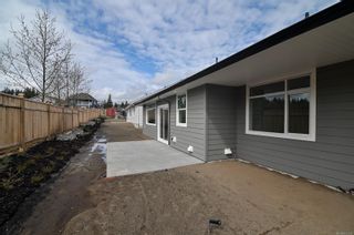 Photo 13: 11 1580 Glen Eagle Dr in Campbell River: CR Campbell River West Half Duplex for sale : MLS®# 922306