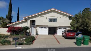 Photo 1: 13321 Orange Knoll Drive in North Tustin: Residential for sale (NTS - North Tustin)  : MLS®# OC21045920