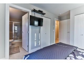 Photo 14: 14 19433 68 Avenue in Surrey: Clayton Townhouse for sale in "The Grove" (Cloverdale)  : MLS®# R2046626