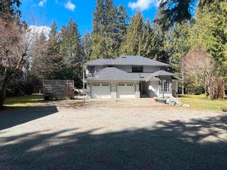 Photo 1: 8867 EMIRY Street in Mission: Mission BC House for sale in "Emiry Estates" : MLS®# R2758794