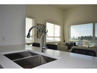 Photo 6: 403 300 Belmont Rd in VICTORIA: Co Colwood Corners Condo for sale (Colwood)  : MLS®# 711420