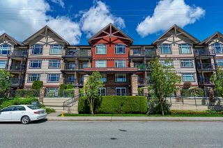 Main Photo: 307 19939 55A Avenue in Langley: Langley City Condo for sale in "MADISON CROSSING" : MLS®# R2880633