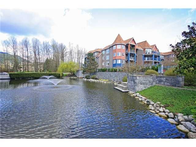 Main Photo: 315 1200 EASTWOOD Street in Coquitlam: North Coquitlam Condo for sale in "LAKESIDE TERRACE" : MLS®# V1057232