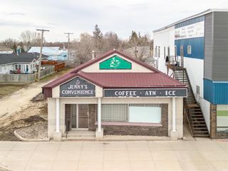Main Photo: 112 Main Street North in Morris: R17 Industrial / Commercial / Investment for sale : MLS®# 202408589