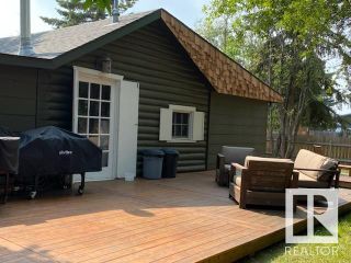 Photo 1: 206 1st Ave: Rural Wetaskiwin County House for sale : MLS®# E4320235