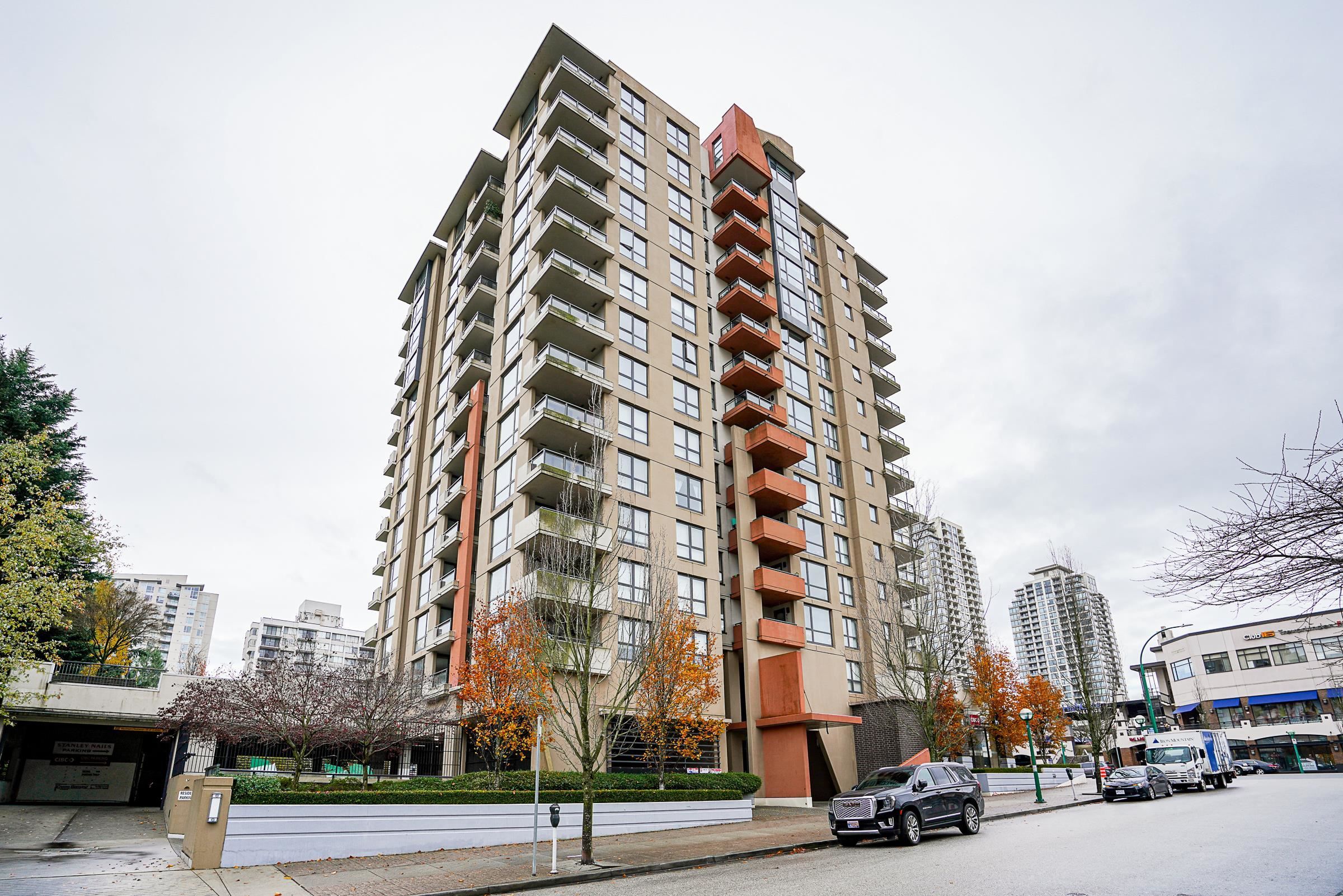 Main Photo: 1602 7225 ACORN Avenue in Burnaby: Highgate Condo for sale in "AXIS" (Burnaby South)  : MLS®# R2633207