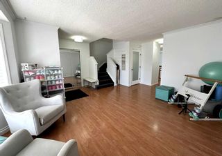 Photo 5: 40 Martin Crossing Court NE in Calgary: Martindale Row/Townhouse for sale : MLS®# A2129183