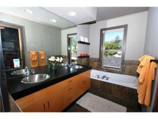 Photo 7: 2613 26A Street SW in CALGARY: Killarney Glengarry Residential Attached for sale (Calgary)  : MLS®# C3545458