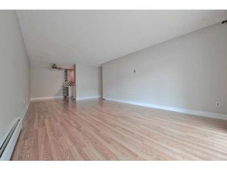 Photo 5: 208 780 PREMIER Street in North Vancouver: Lynnmour Condo for sale in "Edgewater Estates" : MLS®# V1076882