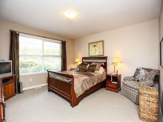Photo 6: 12 16995 64TH Avenue in Surrey: Cloverdale BC Townhouse for sale in "The Lexington" (Cloverdale)  : MLS®# F1314303