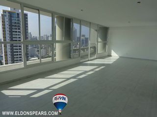 Photo 6: New Loft in 200 Luxor Tower