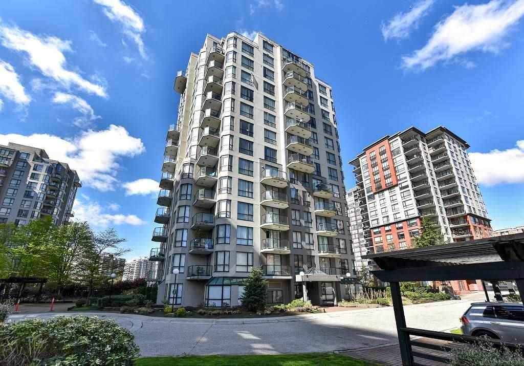 Main Photo: 502 838 AGNES STREET in : Downtown NW Condo for sale : MLS®# R2537249