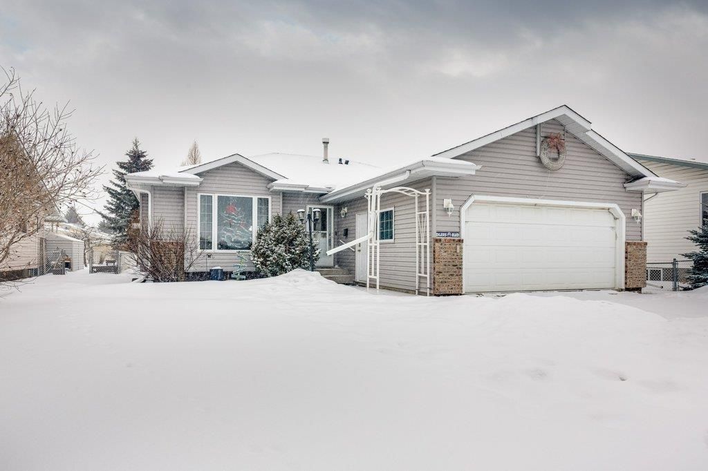 Main Photo: : Lacombe Detached for sale : MLS®# A2014512