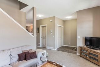 Photo 5: 381 NOLANFIELD Way NW in Calgary: Nolan Hill Detached for sale : MLS®# C4286085