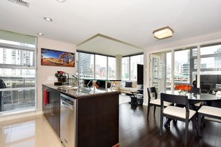Photo 11: 1005 638 BEACH Crescent in Vancouver: Yaletown Condo for sale in "ICON" (Vancouver West)  : MLS®# R2357913