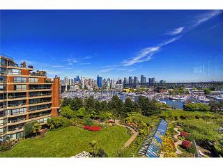 Photo 2: # 703 1470 PENNYFARTHING DR in Vancouver: False Creek Condo for sale in "HARBOUR COVE" (Vancouver West)  : MLS®# V950285