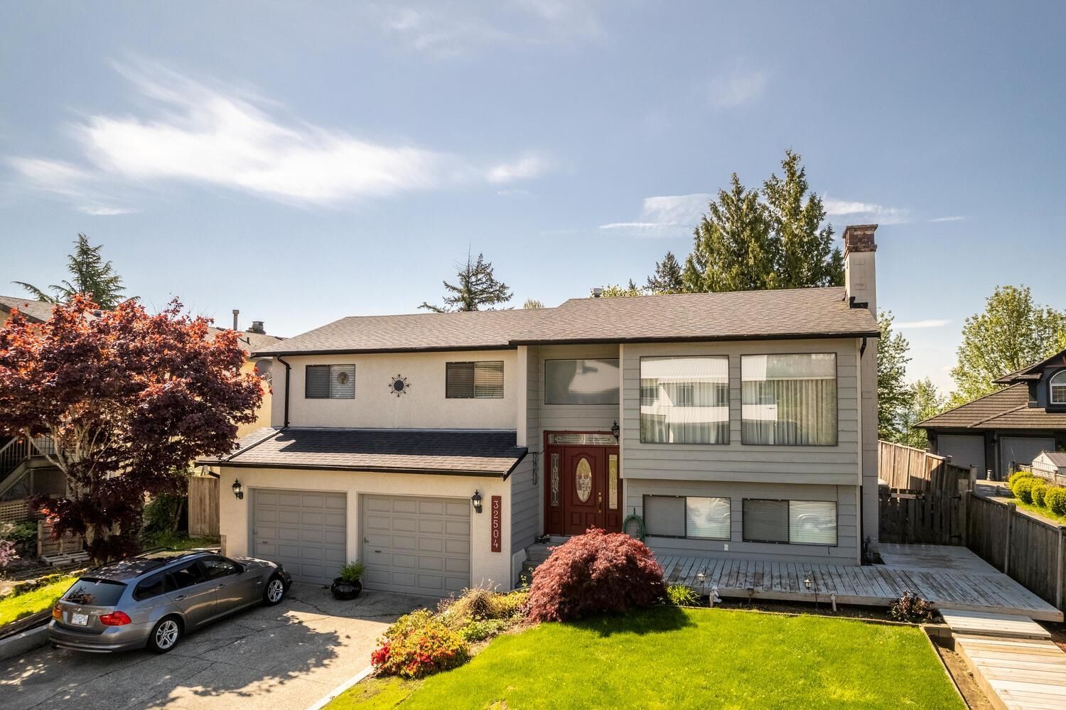 Main Photo: 32504 BOBCAT Drive in Mission: Mission BC House for sale : MLS®# R2694789