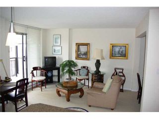 Photo 3: 402 813 AGNES Street in New Westminster: Downtown NW Condo for sale in "THE NEWS" : MLS®# V825673