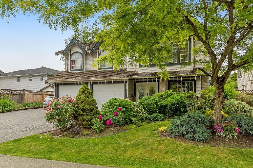 Main Photo: 23614 116 Avenue in Maple Ridge: Cottonwood MR House for sale : MLS®# R2177770