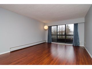 Photo 4: 303 7180 LINDEN Avenue in Burnaby: Highgate Condo for sale in "Linden House" (Burnaby South)  : MLS®# V1054983
