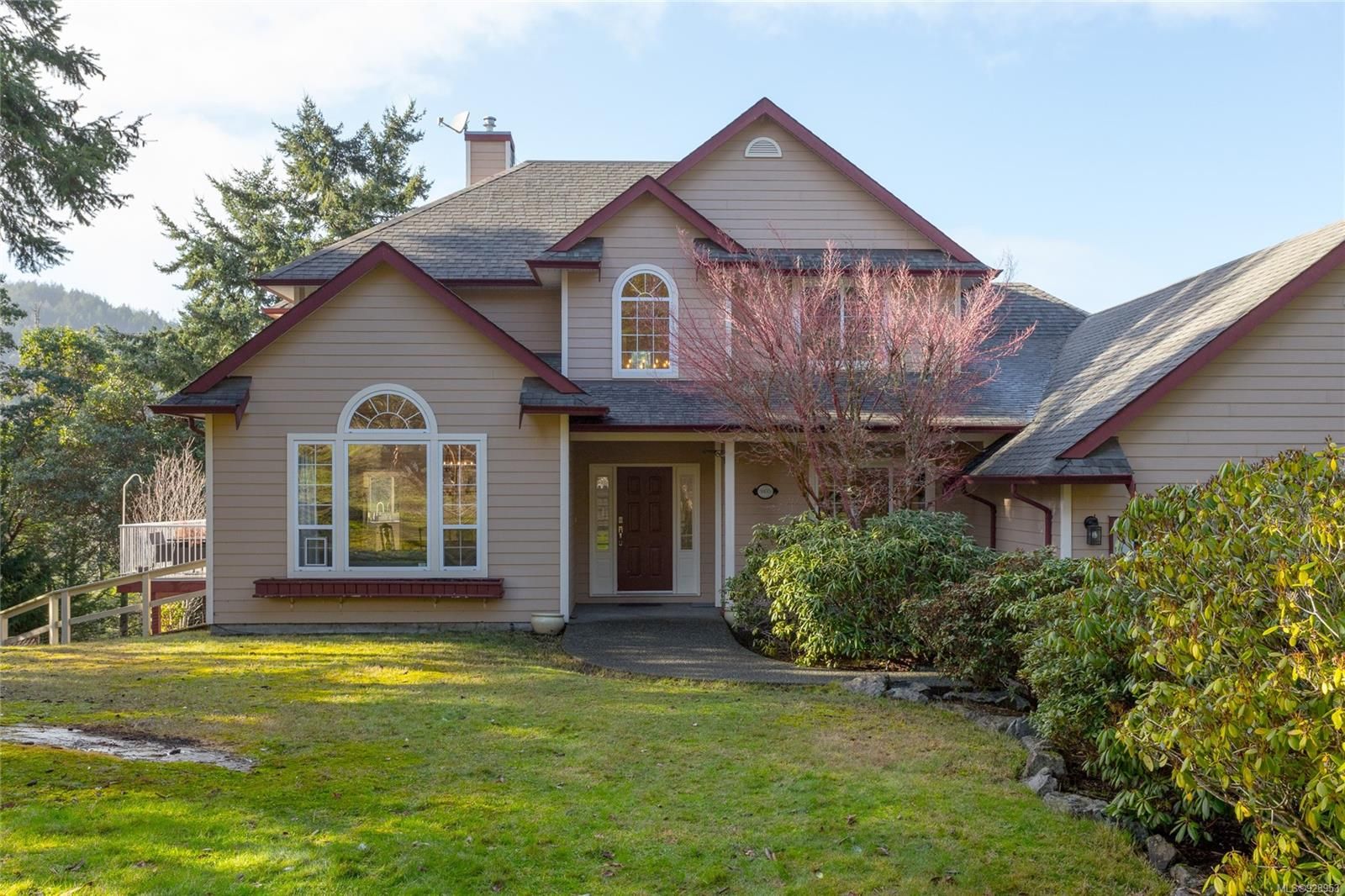 Main Photo: 1035 Ferncliffe Pl in Metchosin: Me Metchosin House for sale : MLS®# 928953