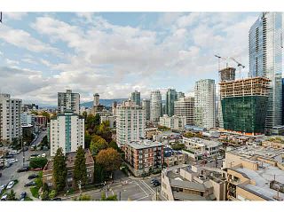 Photo 8: 1403 1050 SMITHE Street in Vancouver: West End VW Condo for sale in "THE STERLING" (Vancouver West)  : MLS®# V1092092