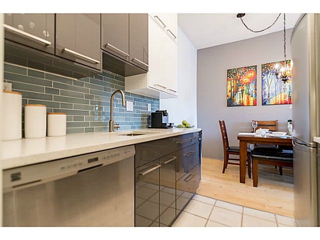 Main Photo: 214 1345 W 15TH Avenue in Vancouver: Fairview VW Condo for sale in "SUNRISE WEST" (Vancouver West)  : MLS®# V1114976
