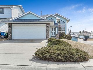 Photo 2: 103 Citadel Pass Court NW in Calgary: Citadel Detached for sale : MLS®# A1086405