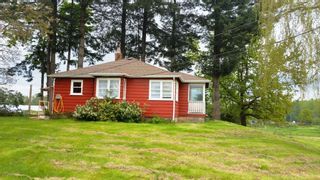 Photo 2: 25651 FRASER Highway in Langley: Salmon River House for sale : MLS®# R2167821