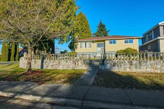 Photo 1: 6509 NAPIER Street in Burnaby: Sperling-Duthie House for sale (Burnaby North)  : MLS®# R2351665