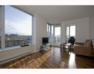 Photo 3: 609 550 TAYLOR Street in Vancouver: Downtown VW Condo for sale in "The Taylor" (Vancouver West)  : MLS®# V804952