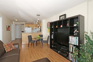 Photo 4: 807 2733 CHANDLERY Place in Vancouver: Fraserview VE Condo for sale in "RIVERDANCE" (Vancouver East)  : MLS®# R2061726