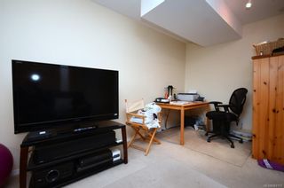 Photo 34: 971 Lovat Ave in Saanich: SE Quadra Full Duplex for sale (Saanich East)  : MLS®# 869113